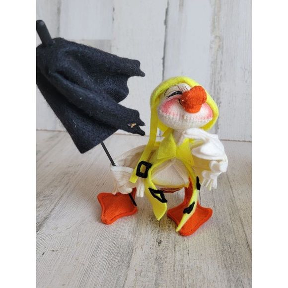 Annalee raincoat duck umbrella 1992 Mobility doll bird - Picture 2 of 11